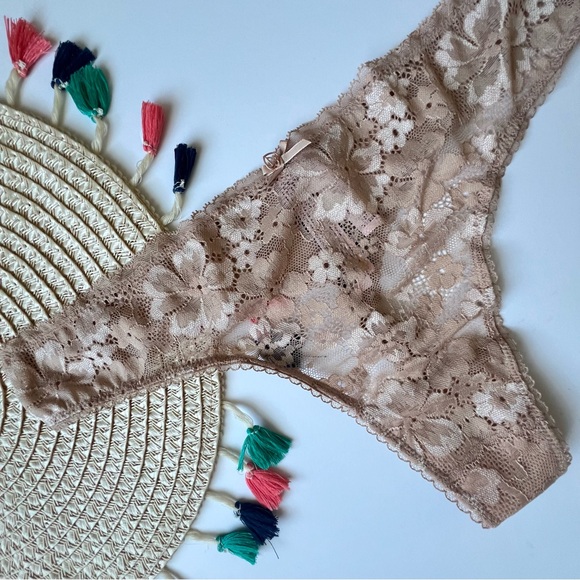 Victoria's Secret Body By Victoria Lace-Front Thong Panty Praline XL NEW - Picture 2 of 6